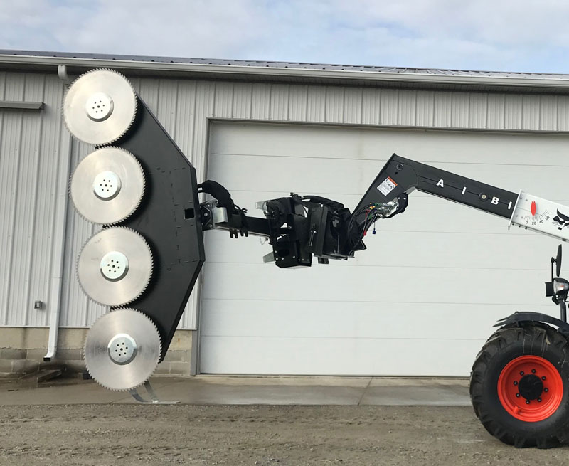 Your Complete Guide to the GreenTec Scorpion Reach Arm with Quadsaw