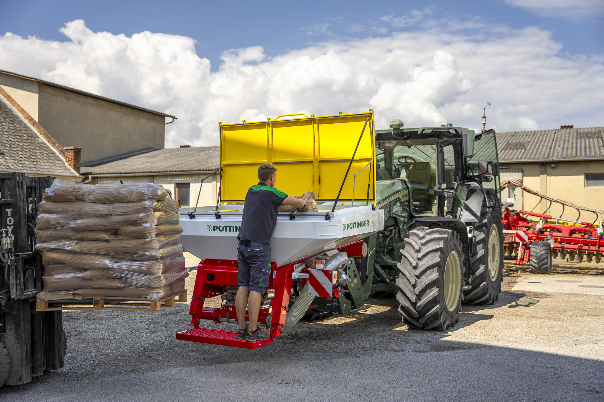 Amico F Front Hopper image 5